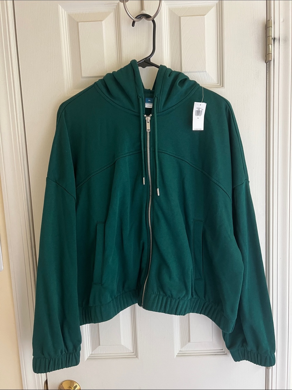 Old Navy Activewear Cropped Hooded Zip-up Sweatshirt with cinched waist NWT